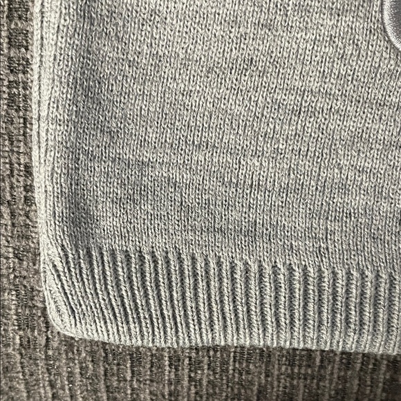 Calvin Klein Light Gray Knit Scarf - Picture 3 of 6